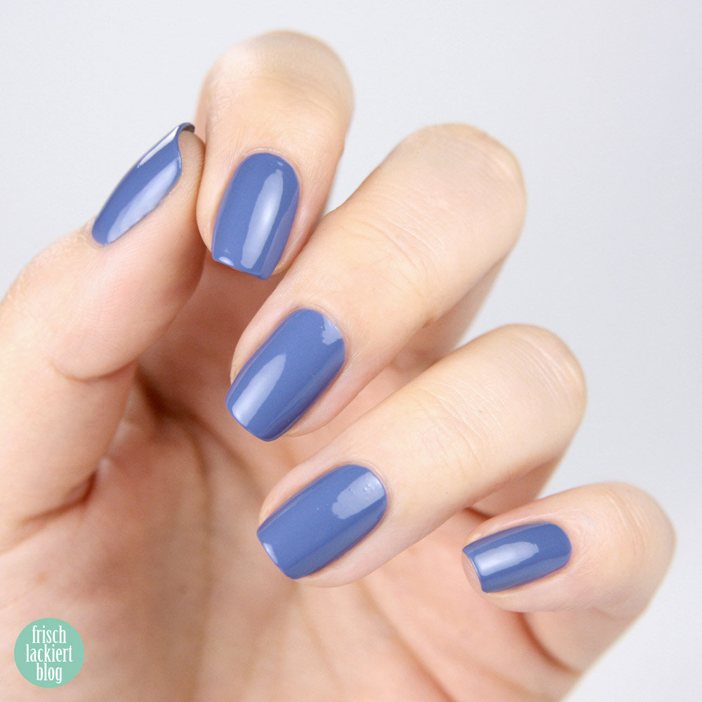 p2 Volume Gloss peace keeper swatch