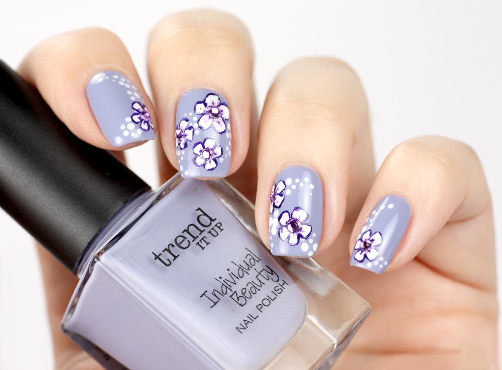 Frischlackiert-Challenge – the power of flower – Nailart
