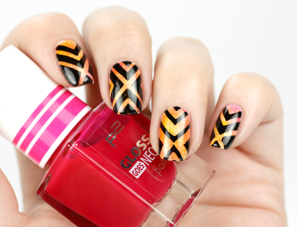 tape nailart black and orange - nail vinyls