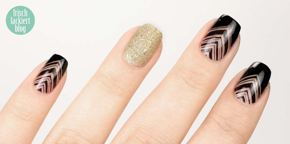 Frischlackiert-Challenge negative space nailart