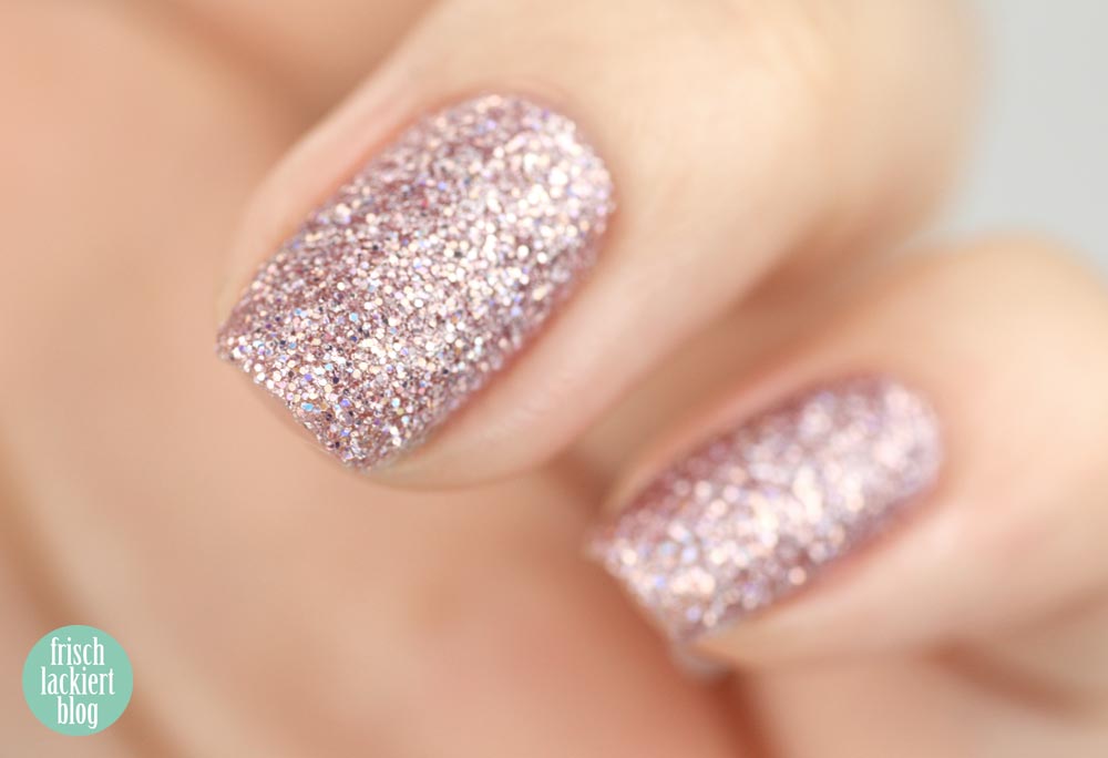 p2 hypnotic lights nail polish telescope