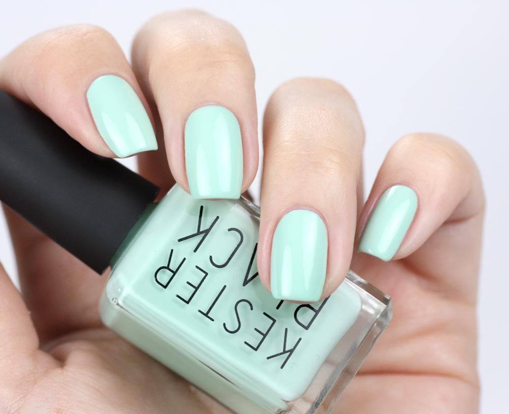 Kester Black – Bubblegum - swatch by frischlackiert