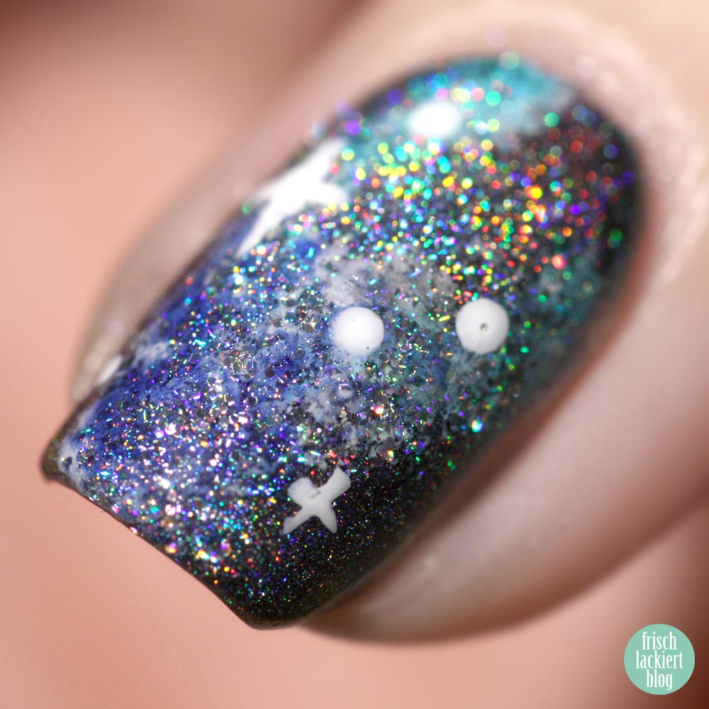 Frischlackiert-Challenge – Holo-Mania – Holo Galaxy Nailart - by frischlackiert