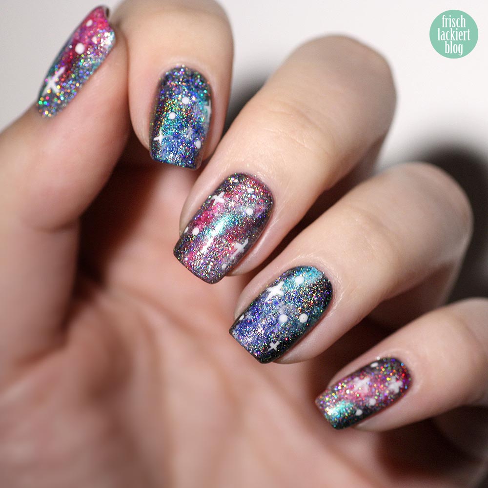 Frischlackiert-Challenge – Holo-Mania – Holo Galaxy Nailart - by frischlackiert