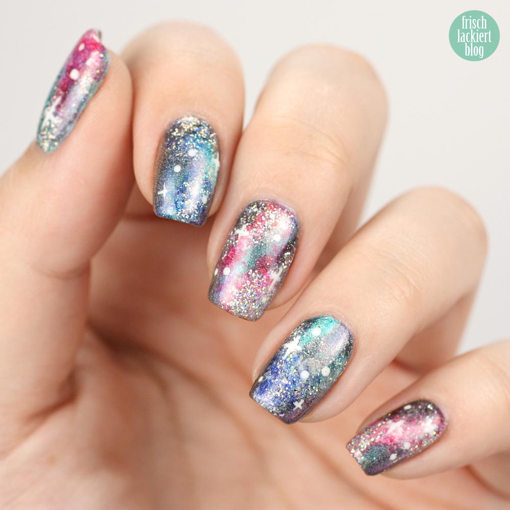 Frischlackiert-Challenge – Holo-Mania – Holo Galaxy Nailart - by frischlackiert