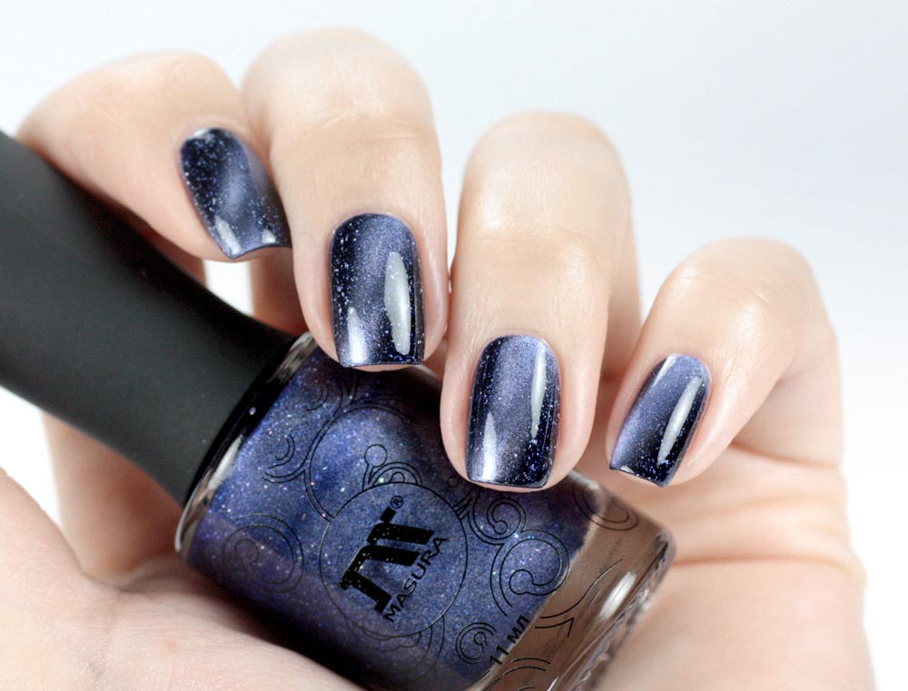 Masura – Magnetic Nailpolish – The Univers – swatch by frischlackiert