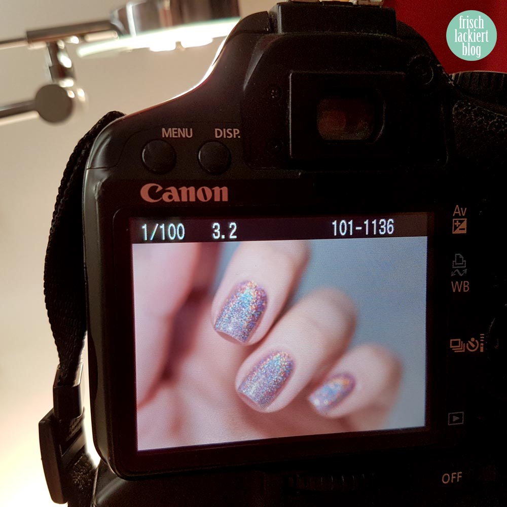Holografischen Nagellack richtig fotografieren – Blogger Tipps und Tricks – by frischlackiert