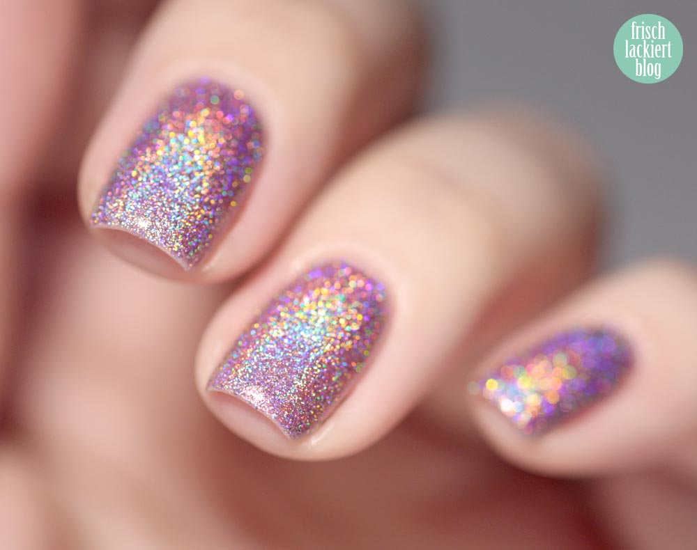 Holografischen Nagellack richtig fotografieren – Blogger Tipps und Tricks – by frischlackiert
