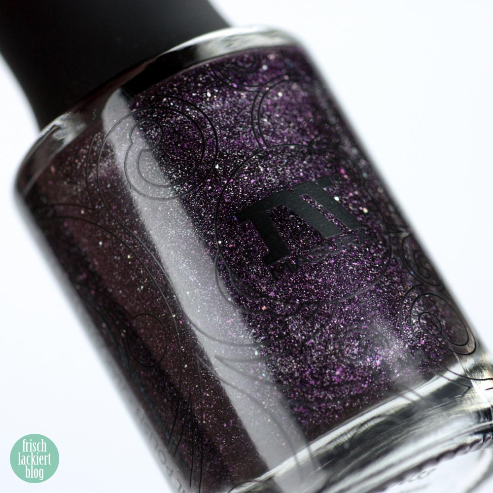 Masura Feast of Life – smoky violet holographic flakie nailpolish – swatch by frischlackiert