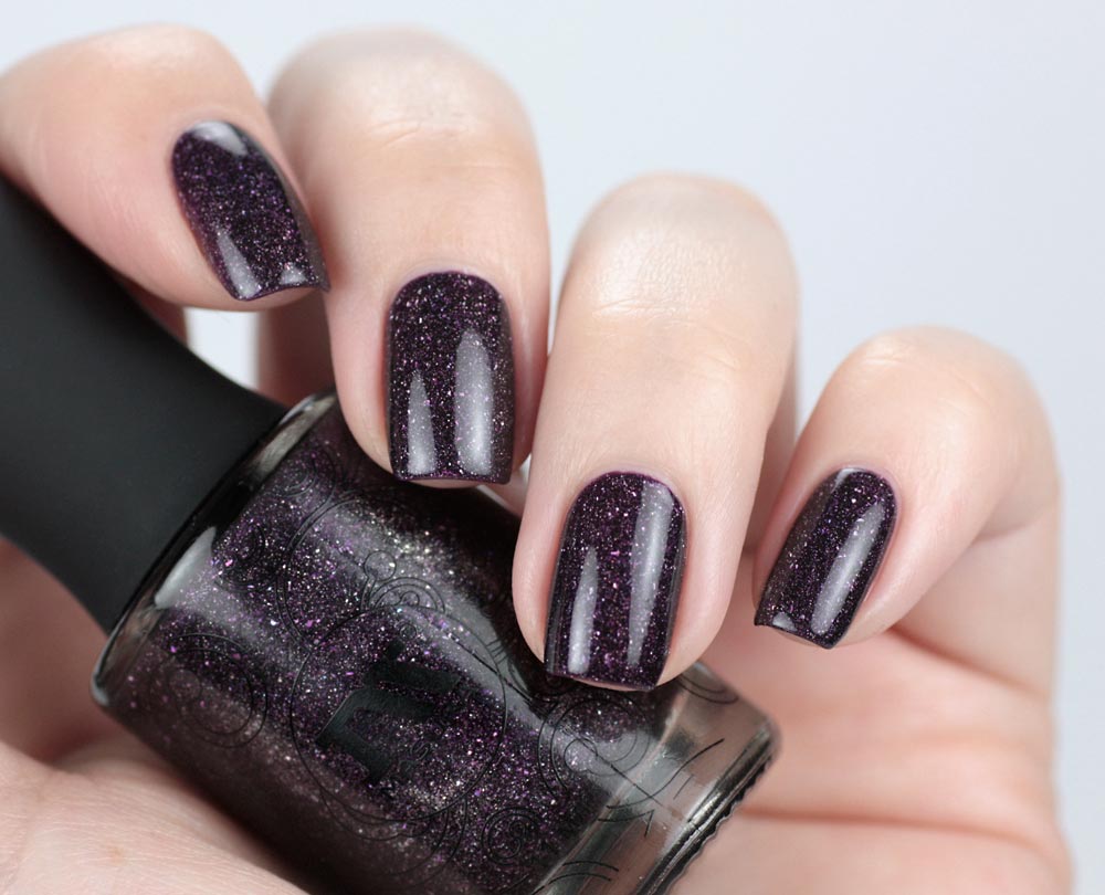 Masura Feast of Life – smoky violet holographic flakie nailpolish – swatch by frischlackiert