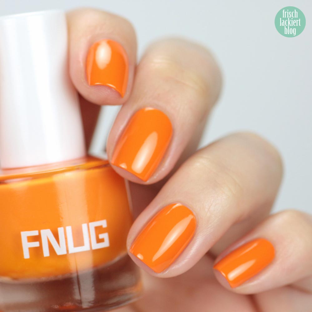 FNUG Beach Chic – Neon Orange Nailpolis – swatch by frischlackiert