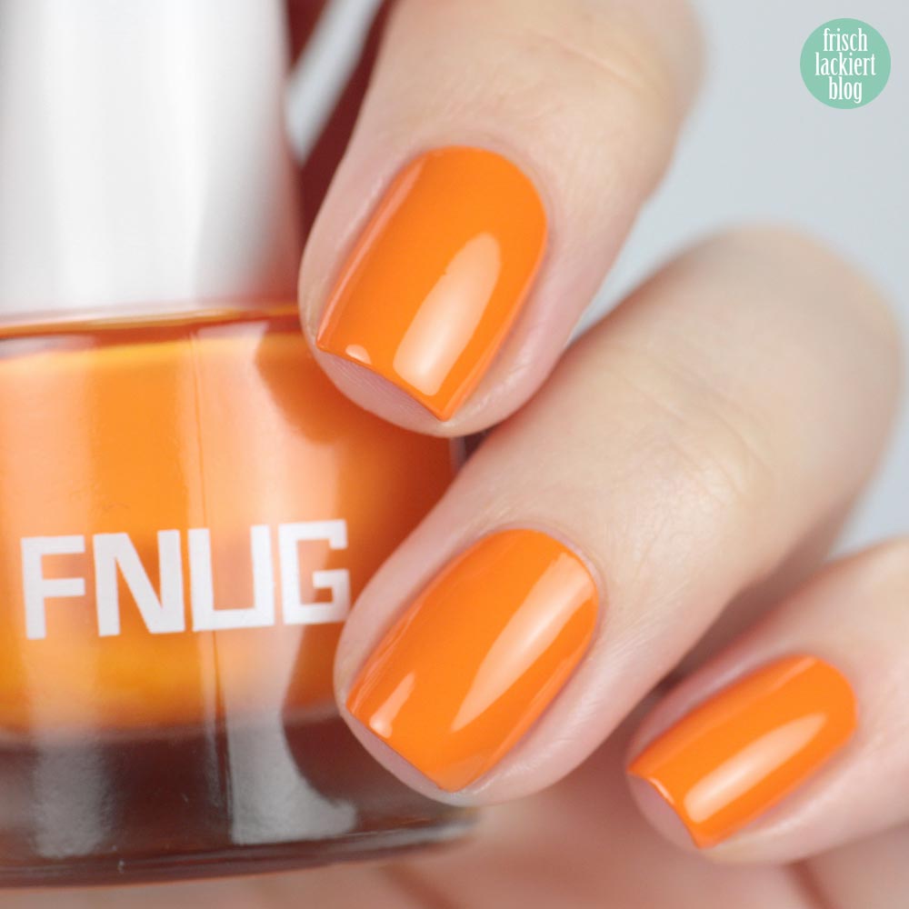 FNUG Beach Chic – Neon Orange Nailpolis – swatch by frischlackiert