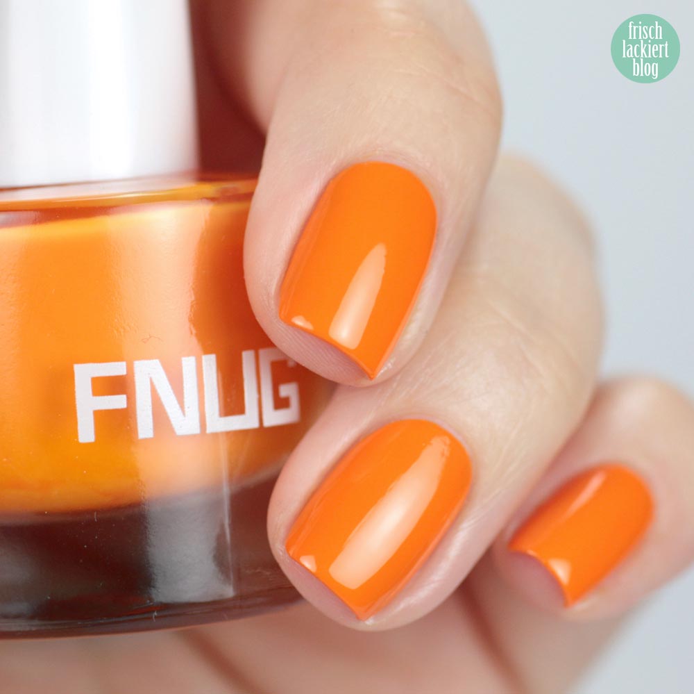 FNUG Beach Chic – Neon Orange Nailpolis – swatch by frischlackiert