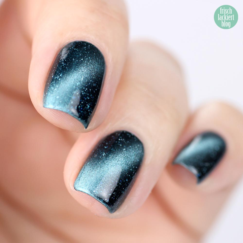 Masura Blue Stars – Magnetic Nailpolish – swatch by frischlackiert