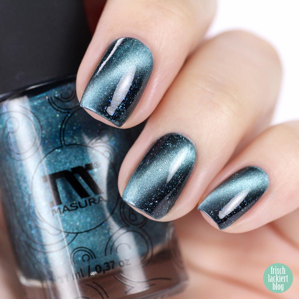 Masura Blue Stars – Magnetic Nailpolish – swatch by frischlackiert