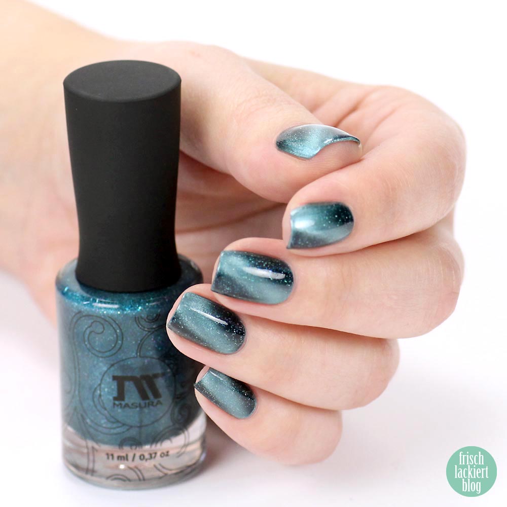 Masura Blue Stars – Magnetic Nailpolish – swatch by frischlackiert