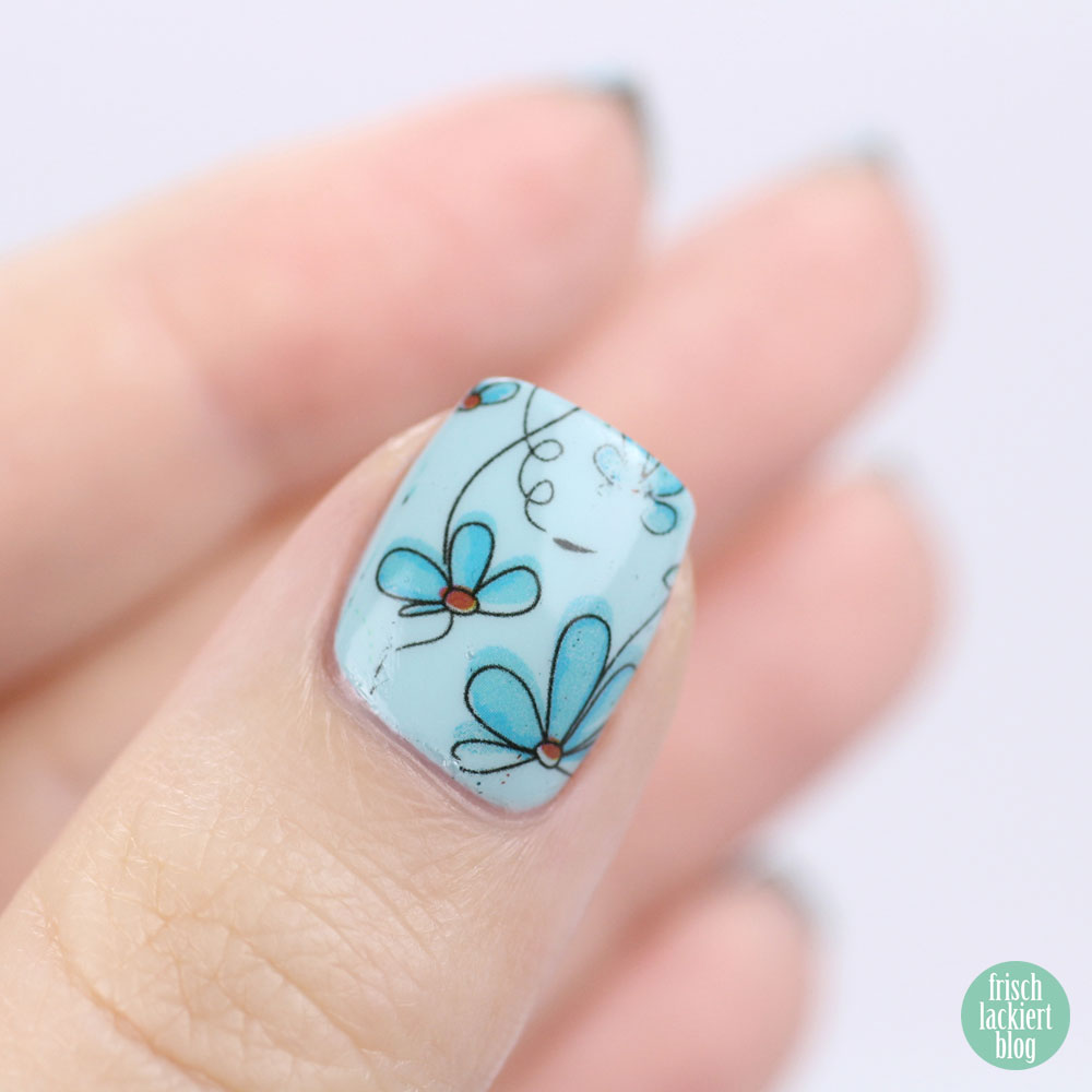 Essie strike a pose-itano resort collection 2017 - flowe waterdecals BP-W17 - by frischlackiert