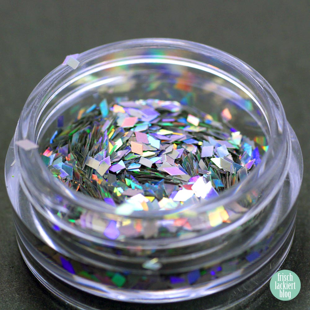 Frischlackiert-Challenge Glitter Placement Nailart - by frischlackiert