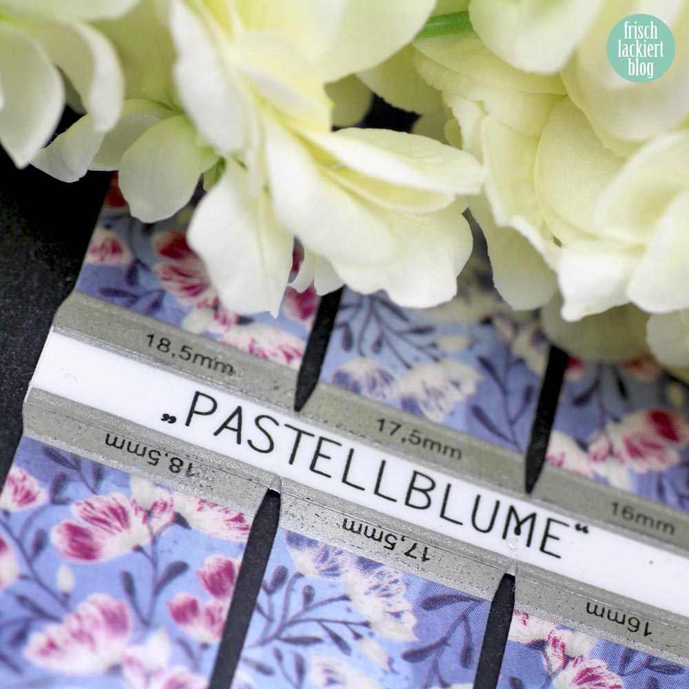 Sticker Gigant Pastellblume Nagelsticker - Blue flower Nailwraps - by frischlackiert