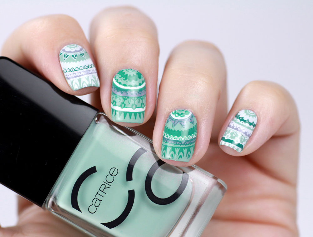 Frischlackiert-Challenge – Mandala Nailart – turqouise Nails – Catrice ICONails – Reverse Stamping – by frischlackiert