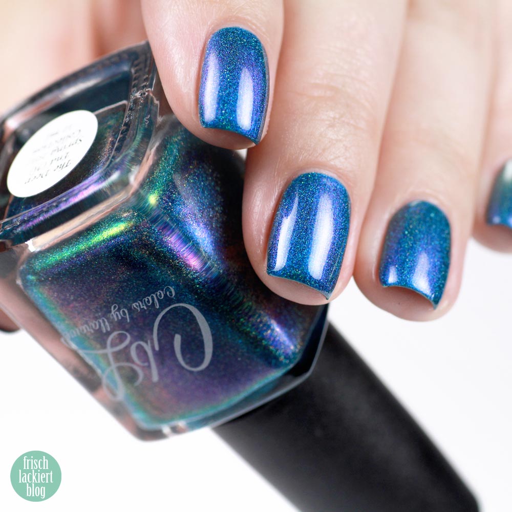 Colors by Llarowe The Deep End (H) - turquoise and purple multichrome holo nailpolish – swatch by frischlackiert