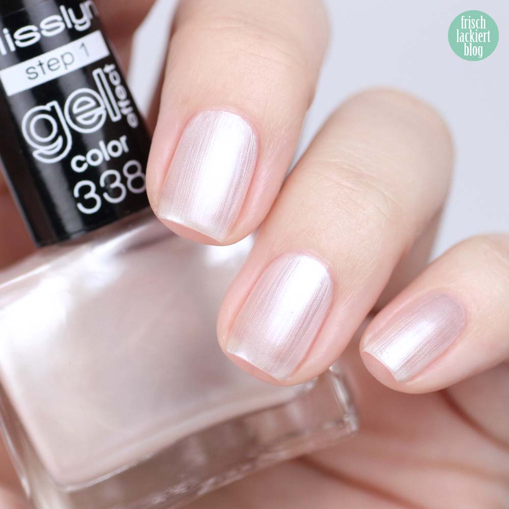 Misslyn Gel Effekt Nagellack – 338 marshmallowselle chic – Schimmer Weiß Rosa - swatch by frischlackiert