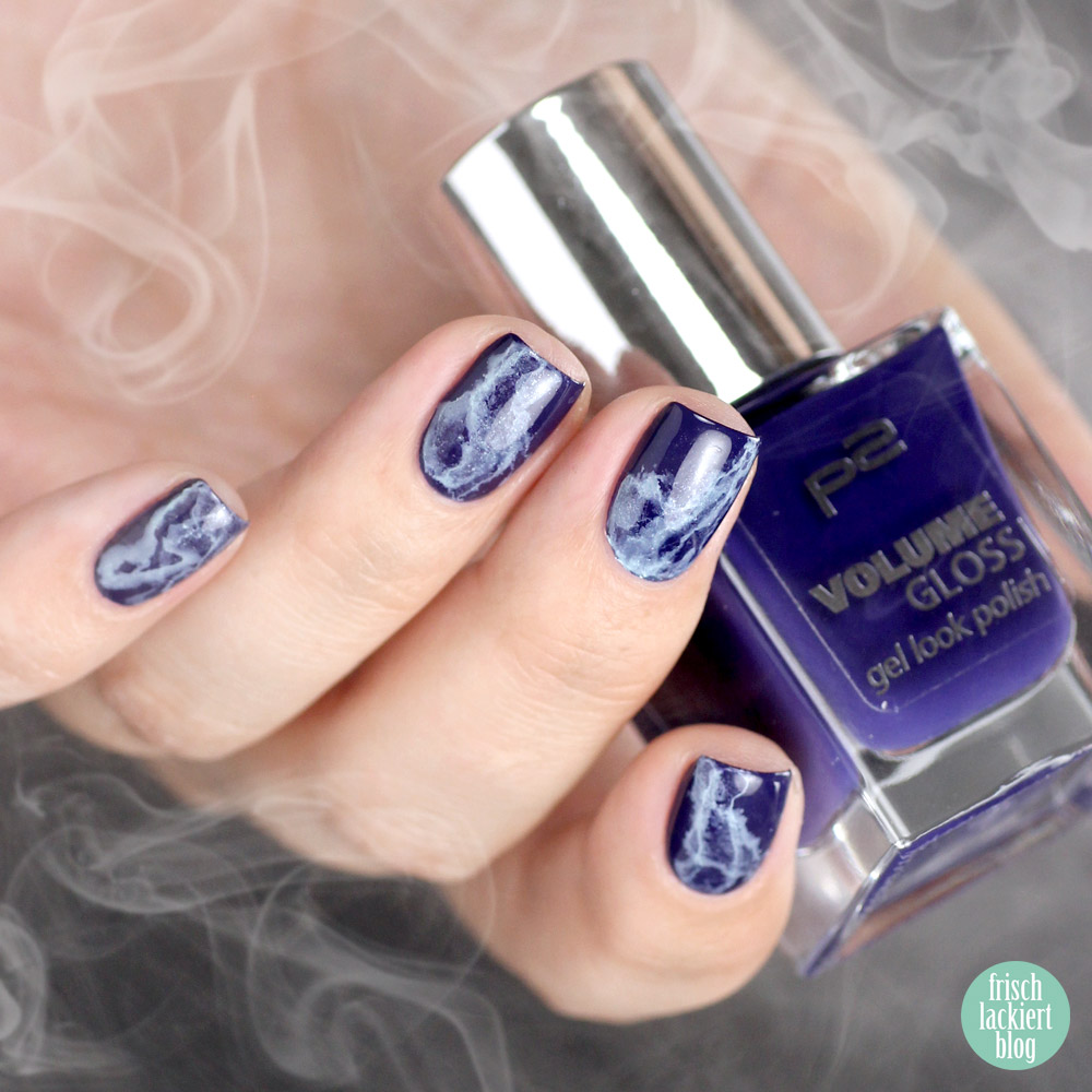 Frischlackiert-Challenge – Smoke Nails – Nailart in Blau und Mint – p2 volume gloss royal beauty – by frischlackiert