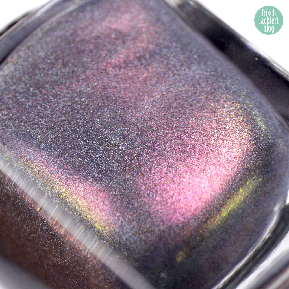 Moo Moo´s Signatures – Pandora´s Curse – Shimmer Paradise Collection – holographic nailpolish – by frischlackiert