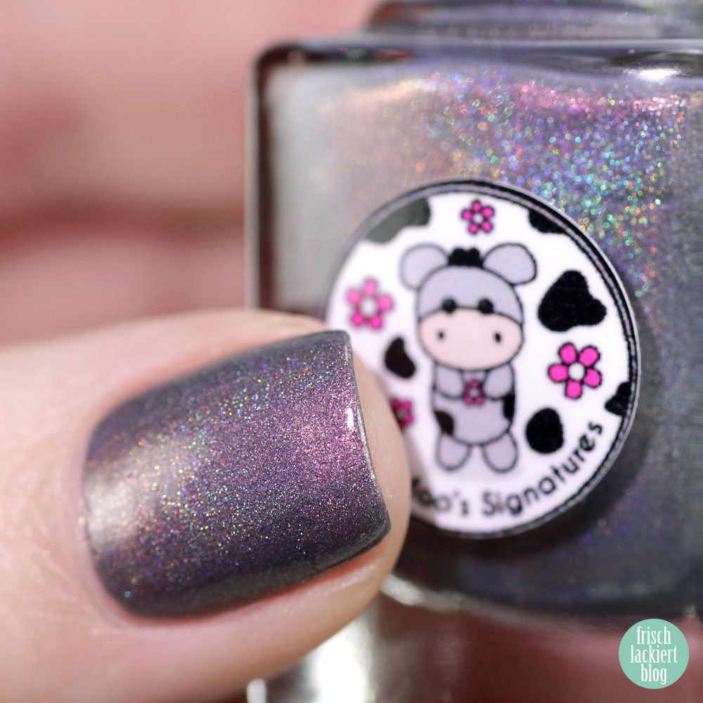 Moo Moo´s Signatures – Pandora´s Curse – Shimmer Paradise Collection – holographic nailpolish – by frischlackiert