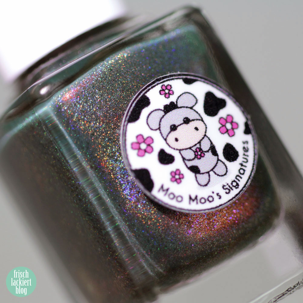 Moo Moo´s Signatures – Wild Crocodile – Shimmer Paradise Collection – holographic nailpolish – by frischlackiert