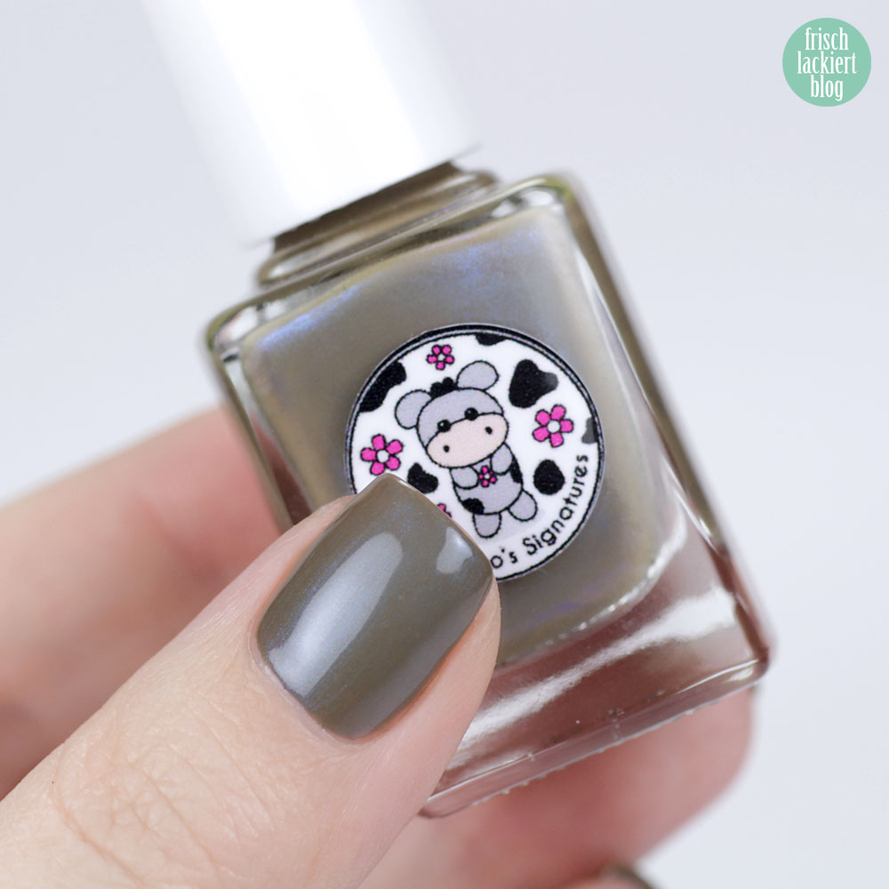 Moo Moo´s Signatures – Tuatara – Shimmer Paradise Collection – green brown blue nailpolish – by frischlackiert