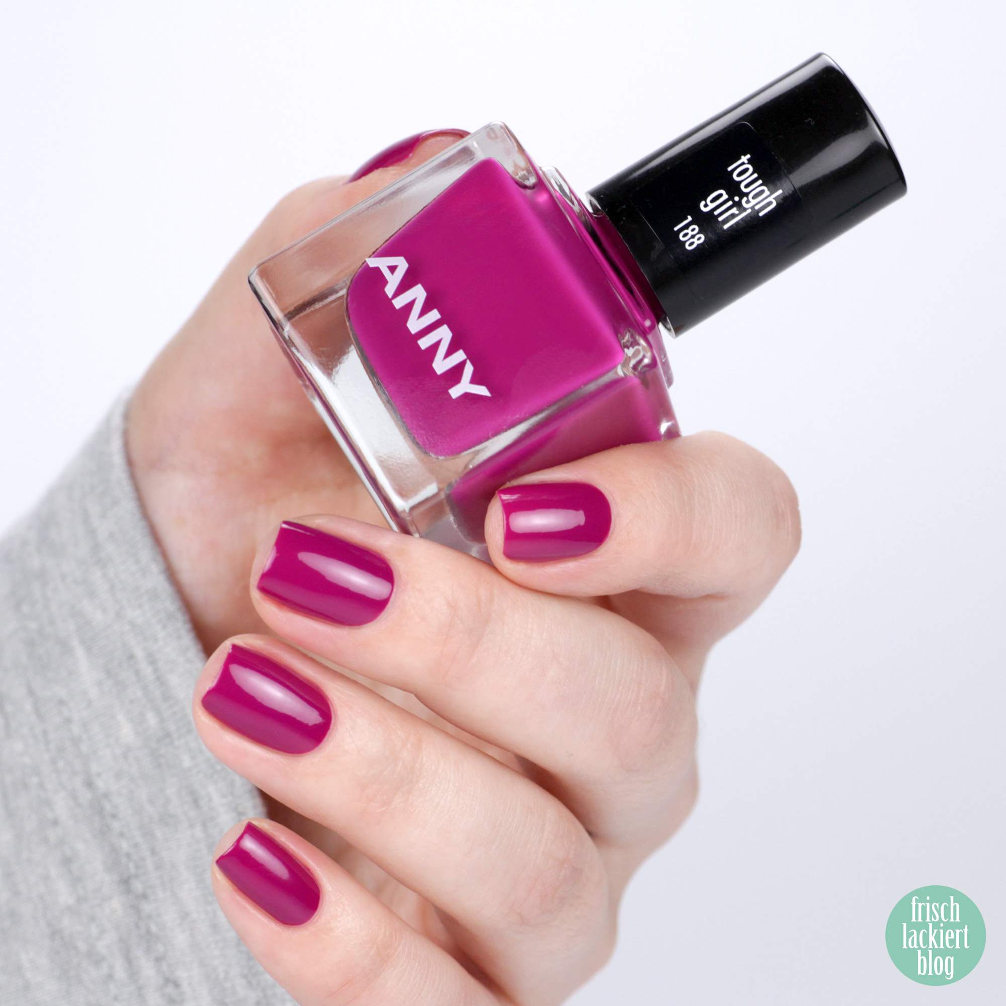 ANNY Holo it´s ANNY Nagellack Kollektion - tough girl – swatch by frischlackiert