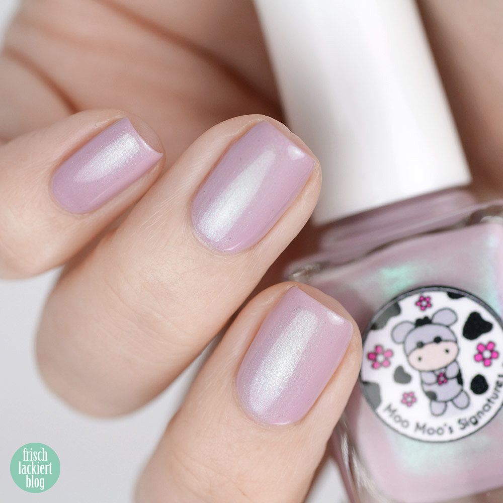 Moontain Laurel – Moo Moo´s Signature - exclusive by color4nails – 10 days only - purple nailpolish – swatch by frischlackiert