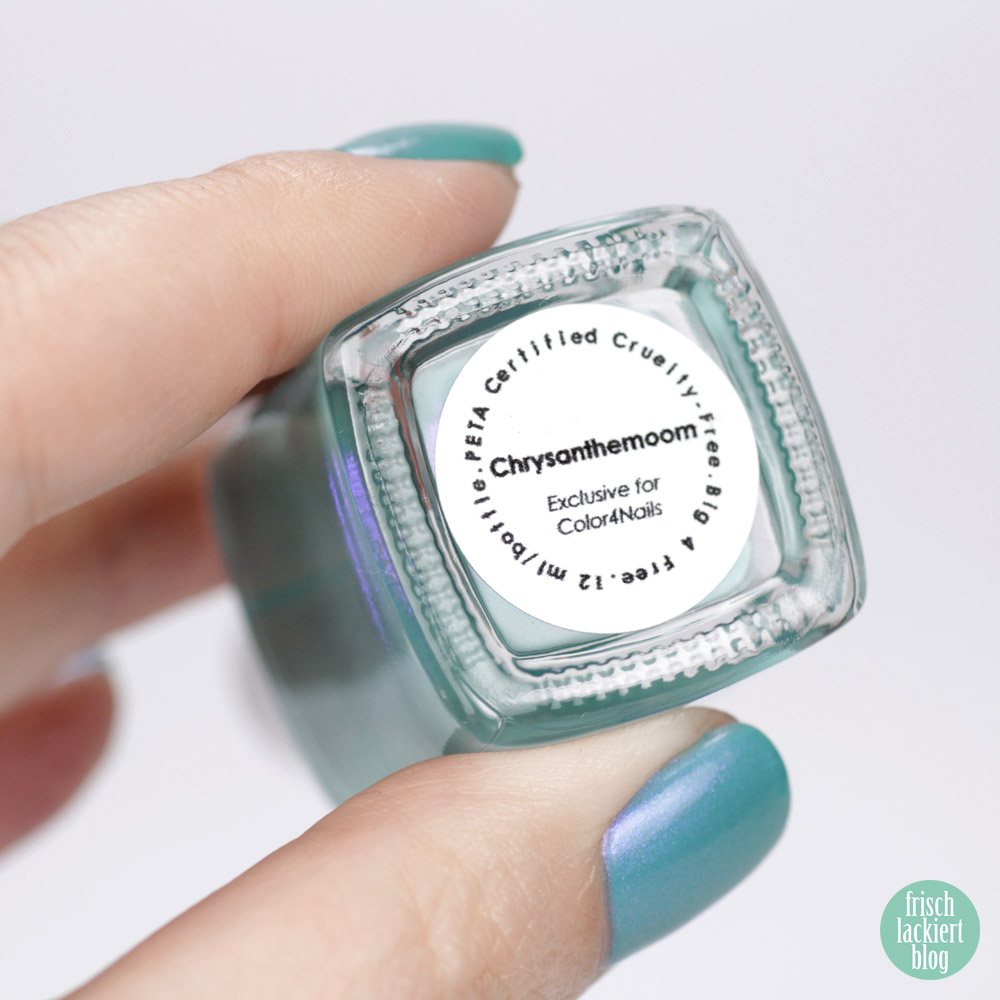 Chrysanthemoom – Moo Moo´s Signature - exclusive by color4nails – 10 days only - turquoise nailpolish – swatch by frischlackiert