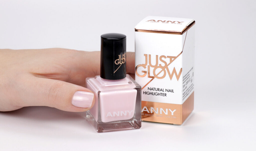 ANNY just glow – der highlighter für die Nägel – nude rosa Nagellack mit Schimmer – swatch by frischlackiert