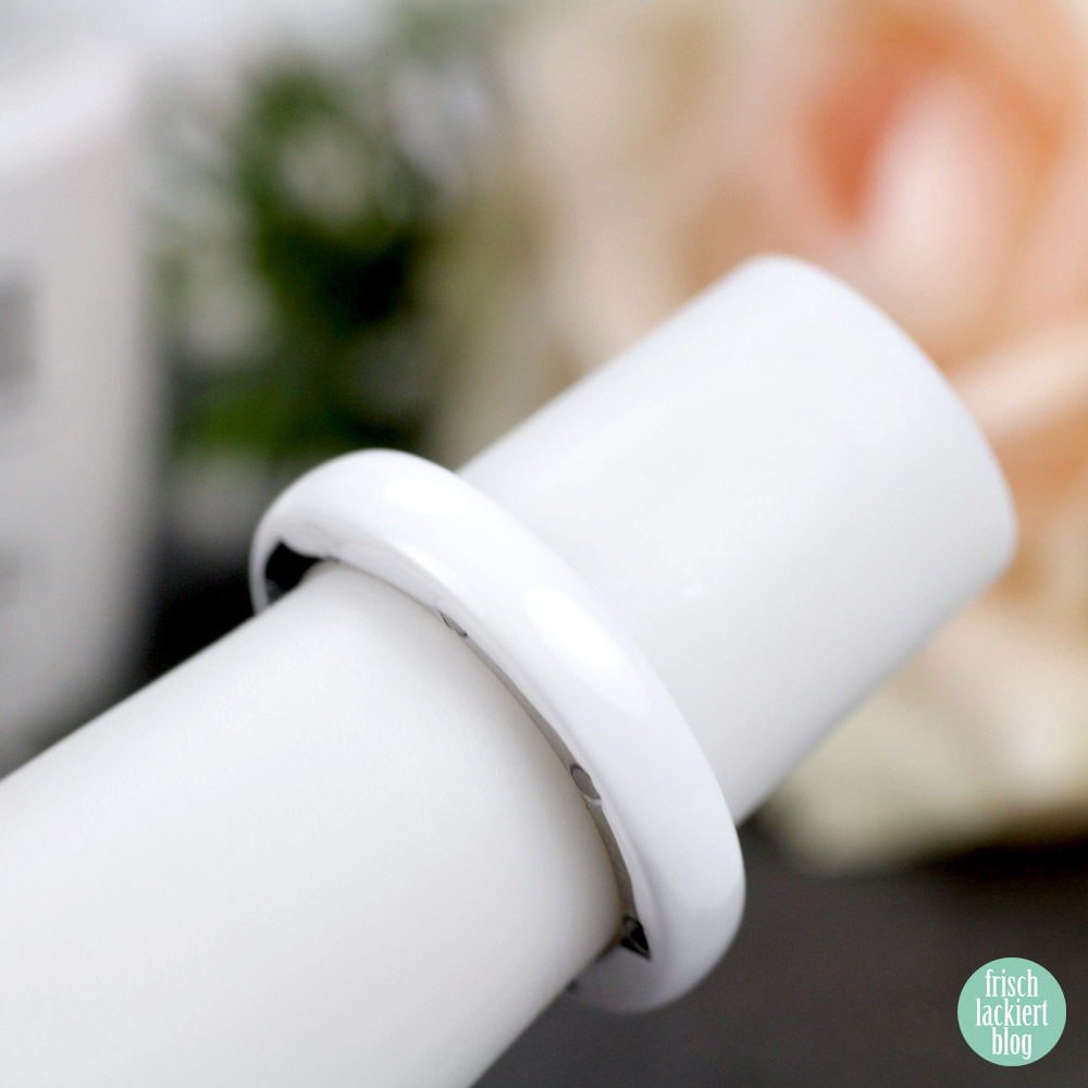 OPIxfeeling – ein Nagellack-Ring von feeling jewels mit Nagellack von OPI – Schmuck selbst gestalten – swatch by frischlackiert