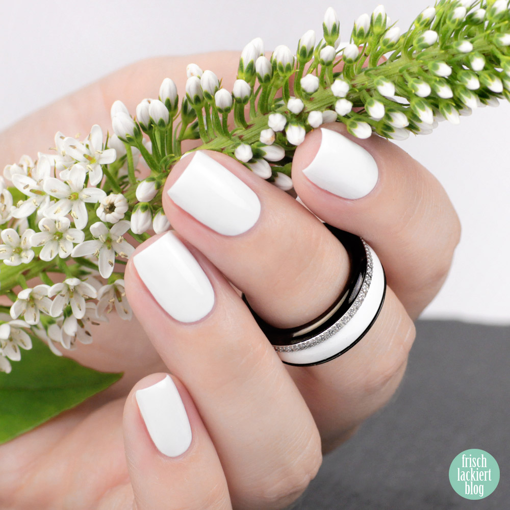 OPIxfeeling – ein Nagellack-Ring von feeling jewels mit Nagellack von OPI – Schmuck selbst gestalten – swatch by frischlackiert