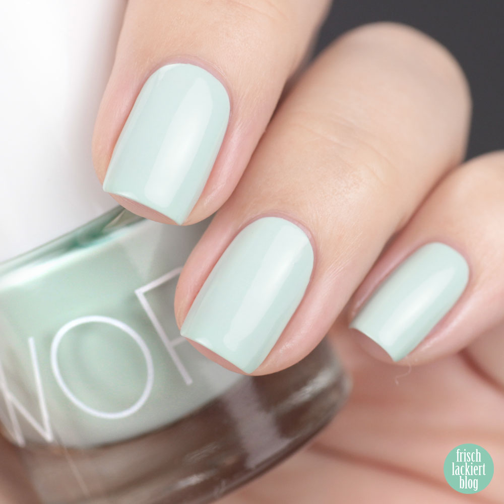 Glossworks Nagellack – Cool as a Cucumber – Helles Pastell-Mint – swatch by frischlackiert