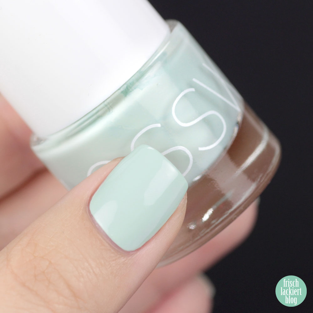 Glossworks Nagellack – Cool as a Cucumber – Helles Pastell-Mint – swatch by frischlackiert