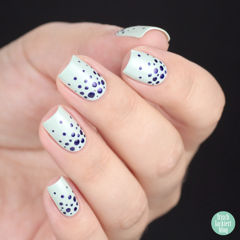 Glossworks Nagellack – Cool as a Cucumber – Nailart Dotticure Punkte – swatch by frischlackiert