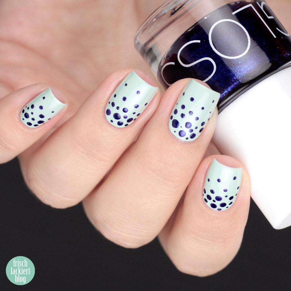 Glossworks Nagellack – Cool as a Cucumber – Nailart Dotticure Punkte – swatch by frischlackiert