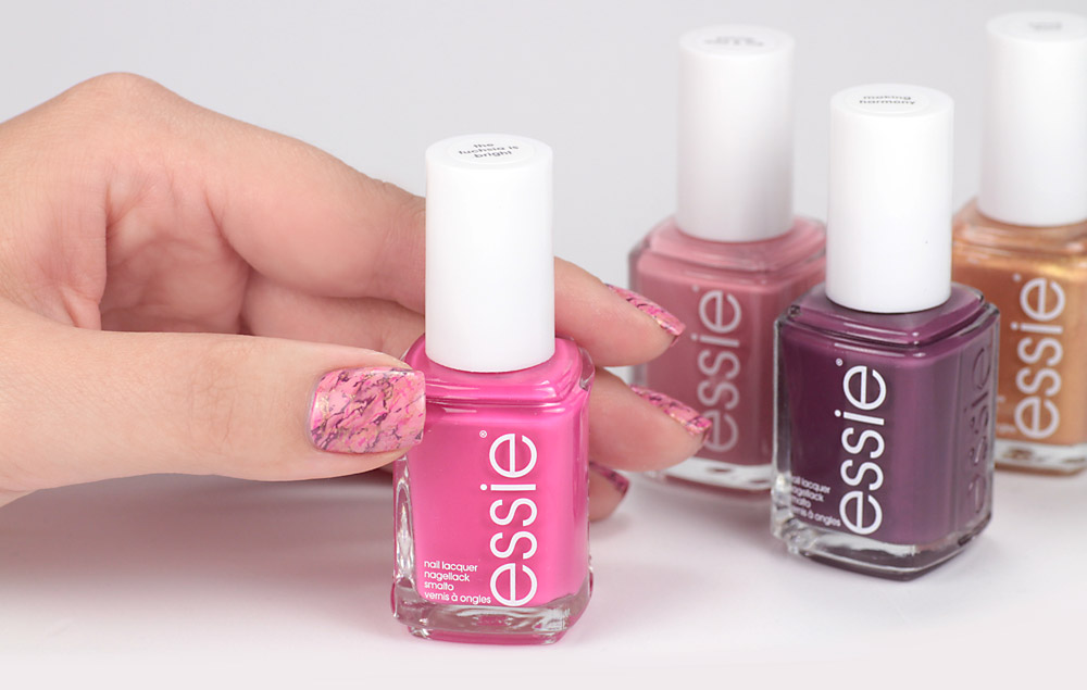 Rosa Stamping Marmor Nailart mit essie young, wild & me und MoYou Explorer Collection 33 – by frischlackiert