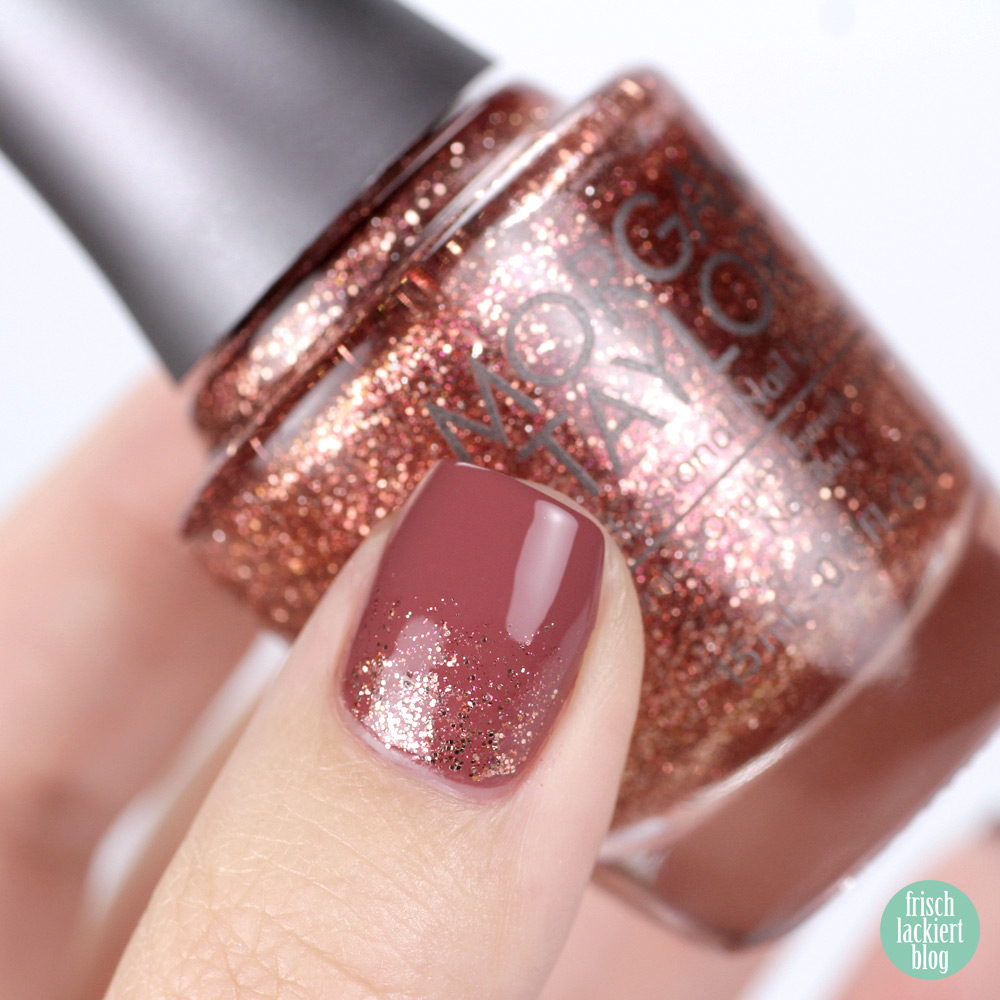 Frischlackiert-Challenge Herbstgefühle – Herbst Nailart mit Glitzer Blättern – by frischlackiert