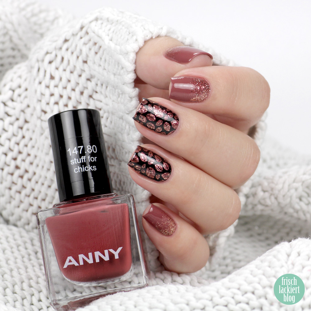 Frischlackiert-Challenge Herbstgefühle – Herbst Nailart mit Glitzer Blättern – by frischlackiert