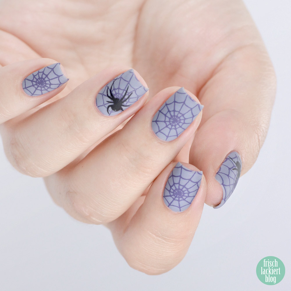 Halloween Spider Nails mit ANNY I´m a happy color – Nailart by frischlackiert