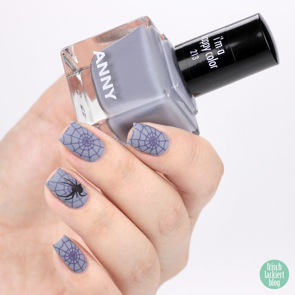 Halloween Spider Nails mit ANNY I´m a happy color – Nailart by frischlackiert
