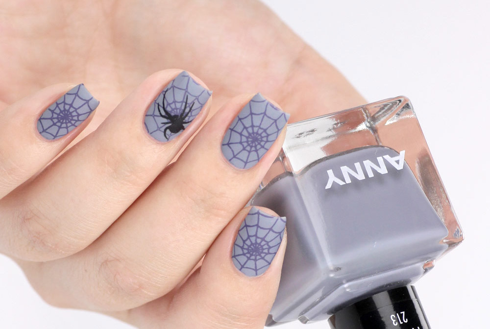 Halloween Spider Nails mit ANNY I´m a happy color – Nailart by frischlackiert