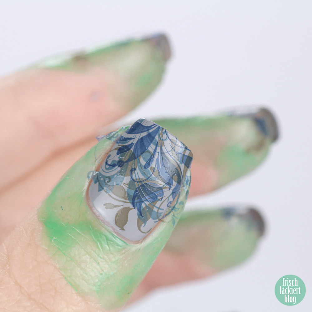 Frischlackiert-Challenge Doppelstampig Nailart – mit der Trind Life below Zero Kollektion – Tutorial by frischlackiert