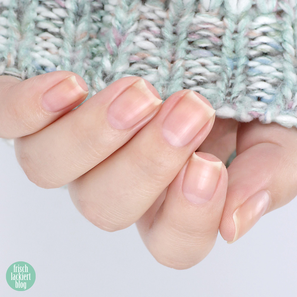 Frischlackiert-Challenge – Minimal Look – Nailart mit Watermarble – by frischlackiert