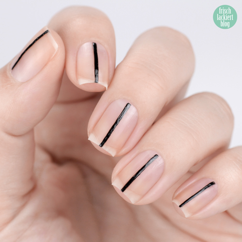 Frischlackiert-Challenge – Minimal Look – Nailart mit Watermarble – by frischlackiert